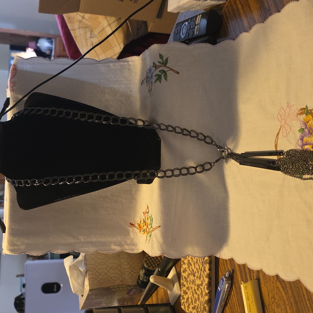Vintage And Sassy Tassel Pendant Necklace by Premier Designs, "Into the Swing".